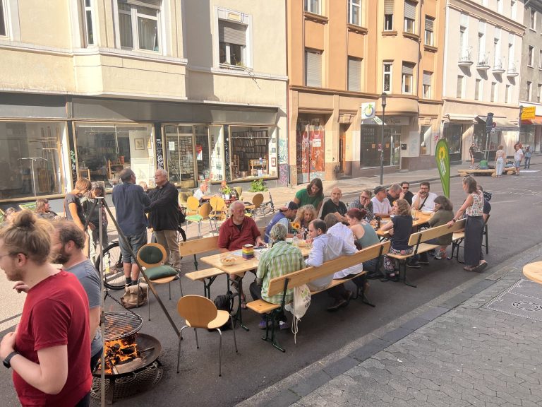 GRÜNE Saarbrücken fordern mehr Mut bei zukünftigen Sommerstraßen